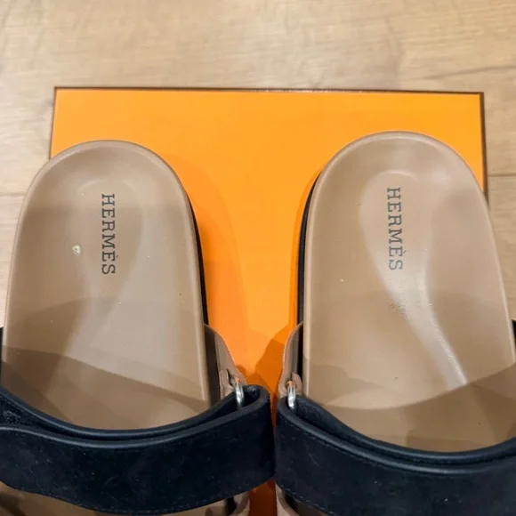 Hermes Chypre Sandals - Picture 5 of 8